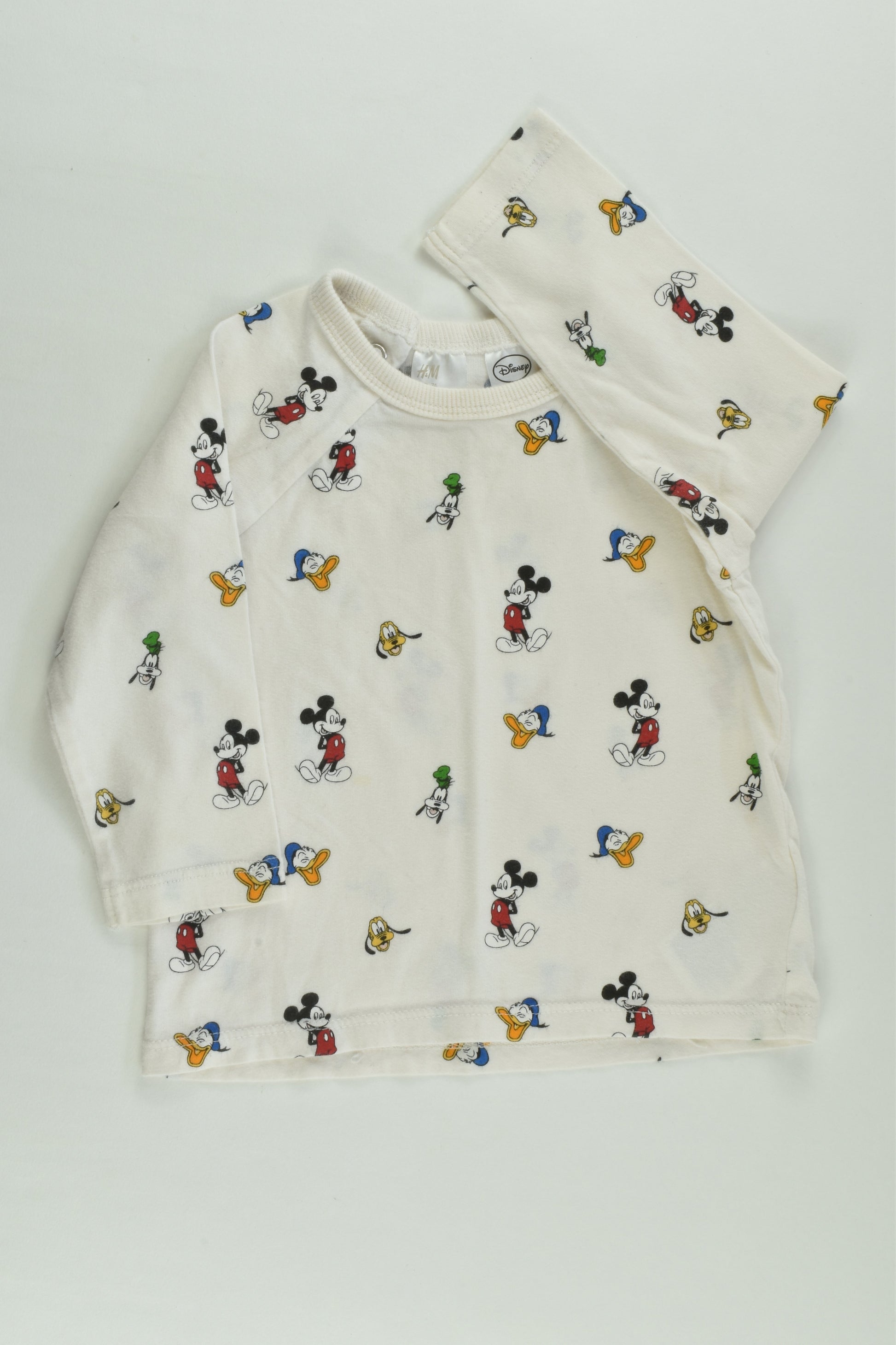H&M Size 0 Mickey Mouse and more Top