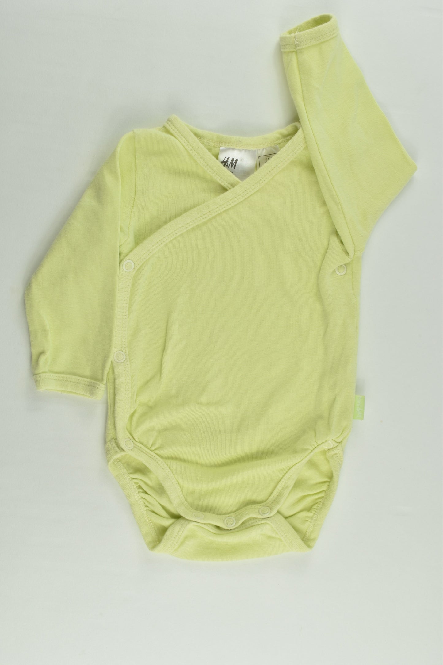 H&M Size 00 (62 cm, 2-4 months) Organic Wrap Bodysuit