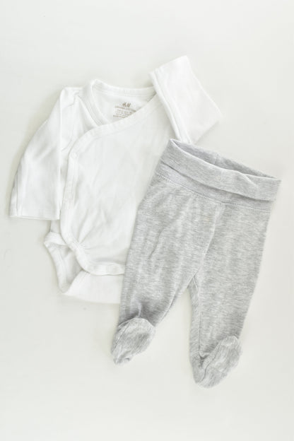 H&M Size 0000 (50 cm) White and Grey Organic Outfit