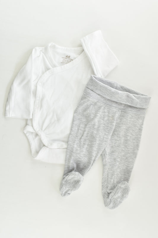H&M Size 0000 (50 cm) White and Grey Organic Outfit