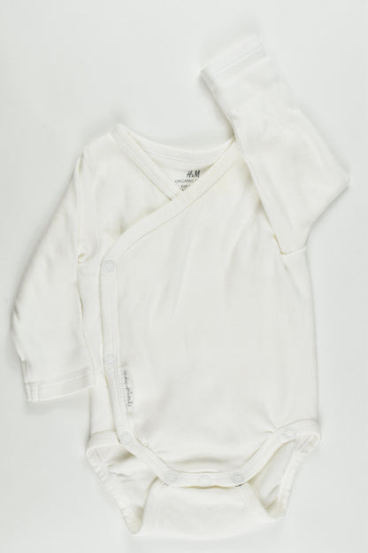 H&M Size 1-2 months (56 cm) Organic Cotton Bodysuit