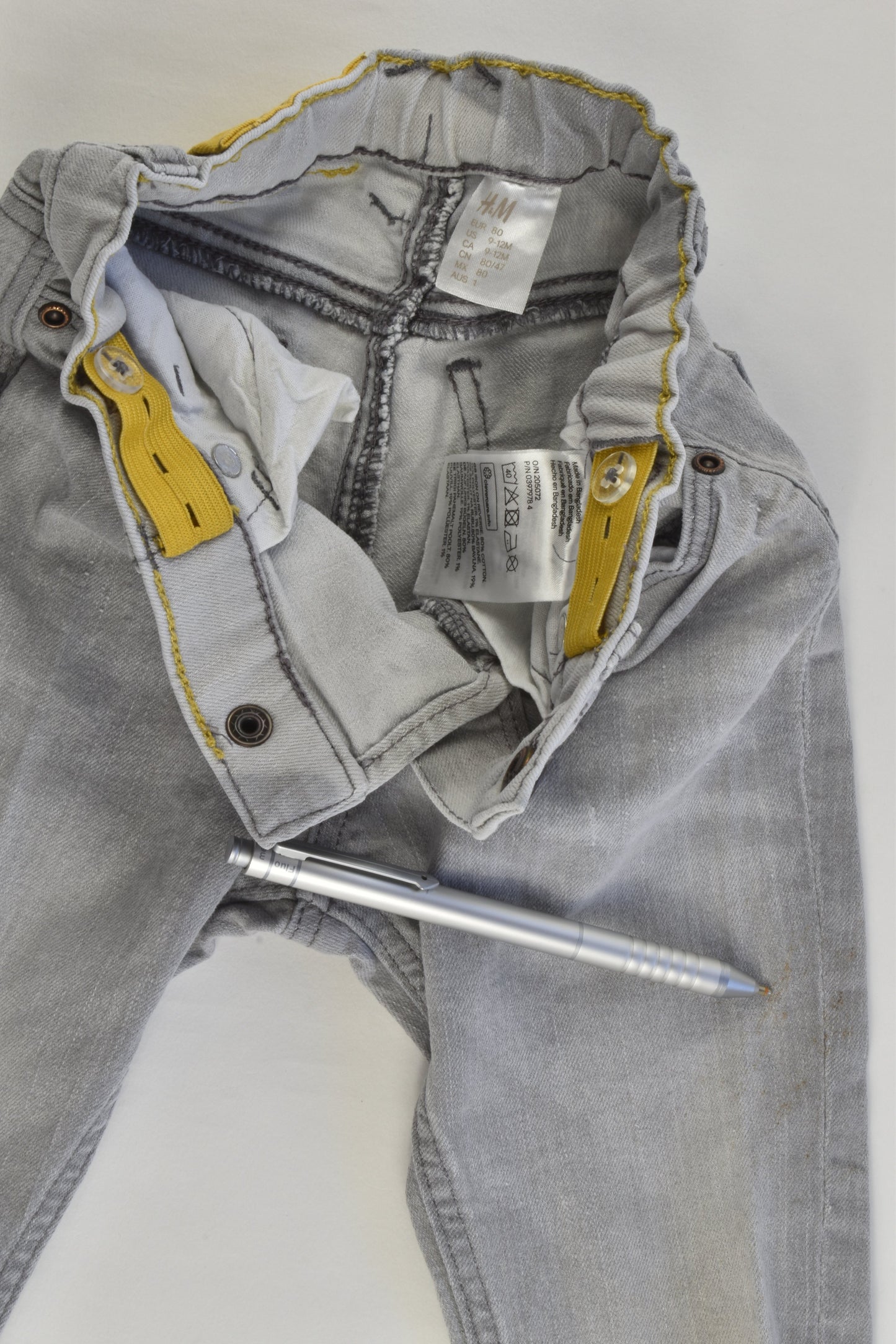H&M Size 1 Stretchy Skinny Denim Pants