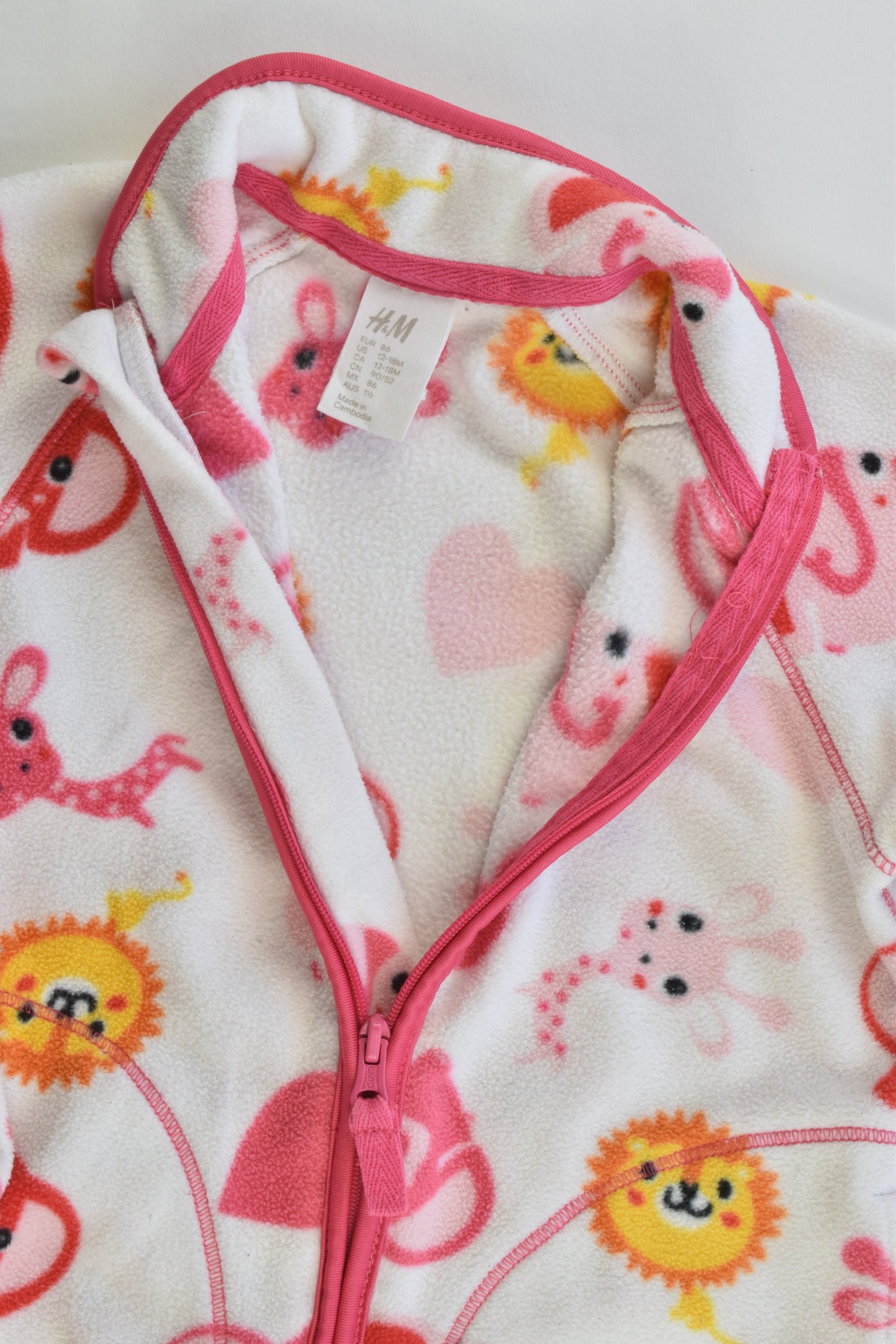 H&M Size 12-18 months (1) Animals Fleece Jumper