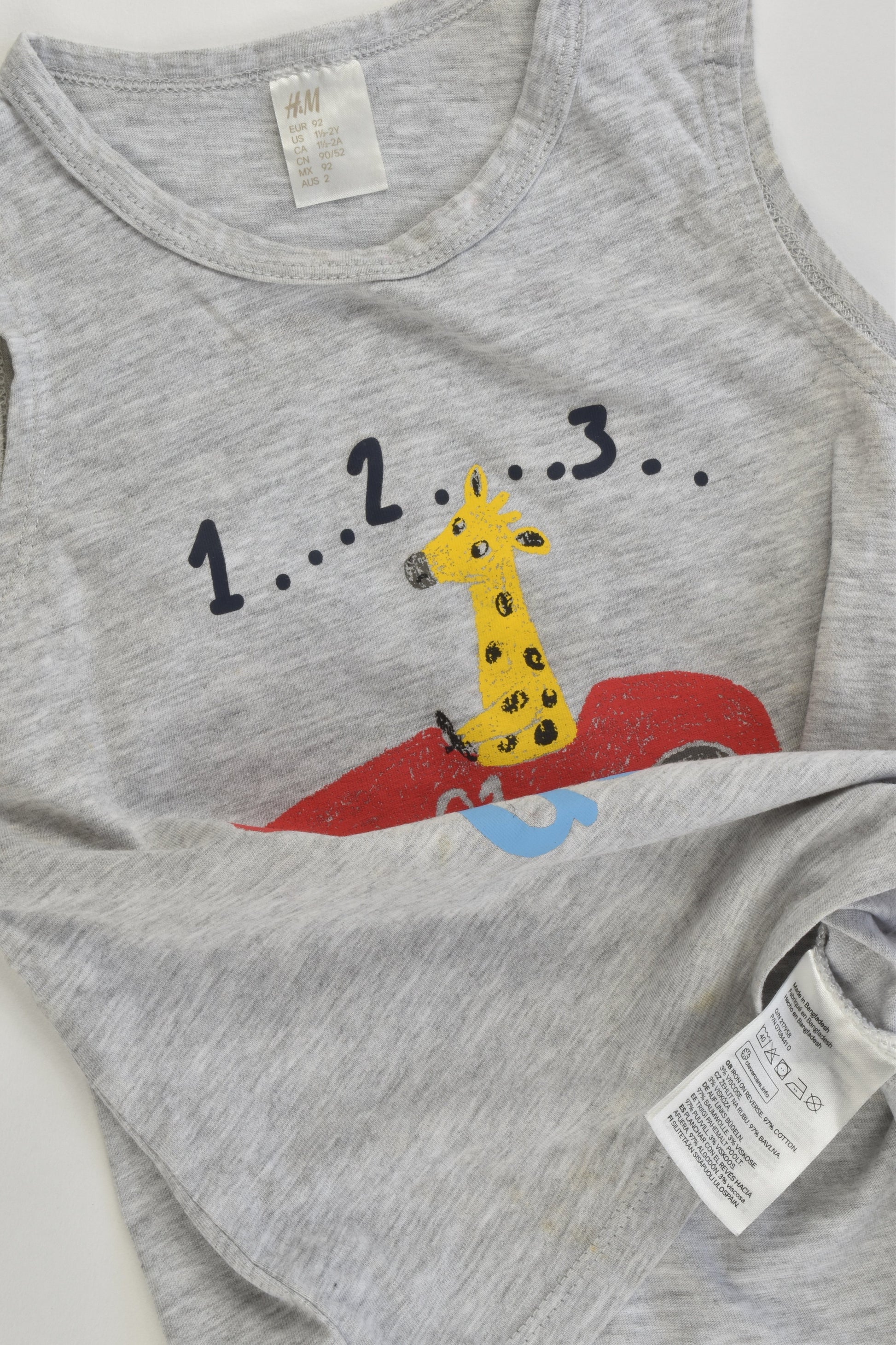 H&M Size 2 (92 cm) Animals and Cars 2 Tank Tops and Shorts