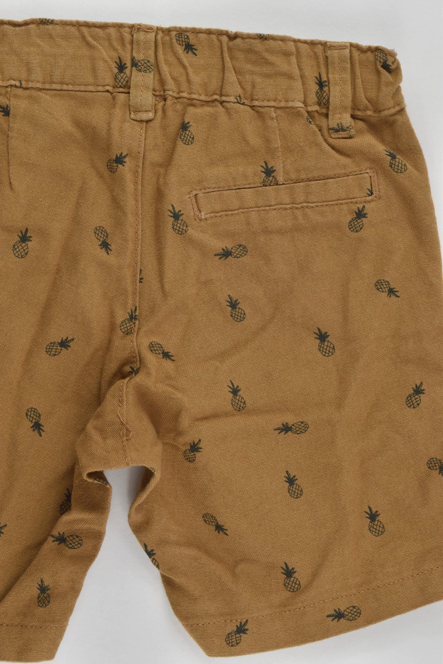 H&M Size 2 (92 cm) Pineapples Lightweight Shorts