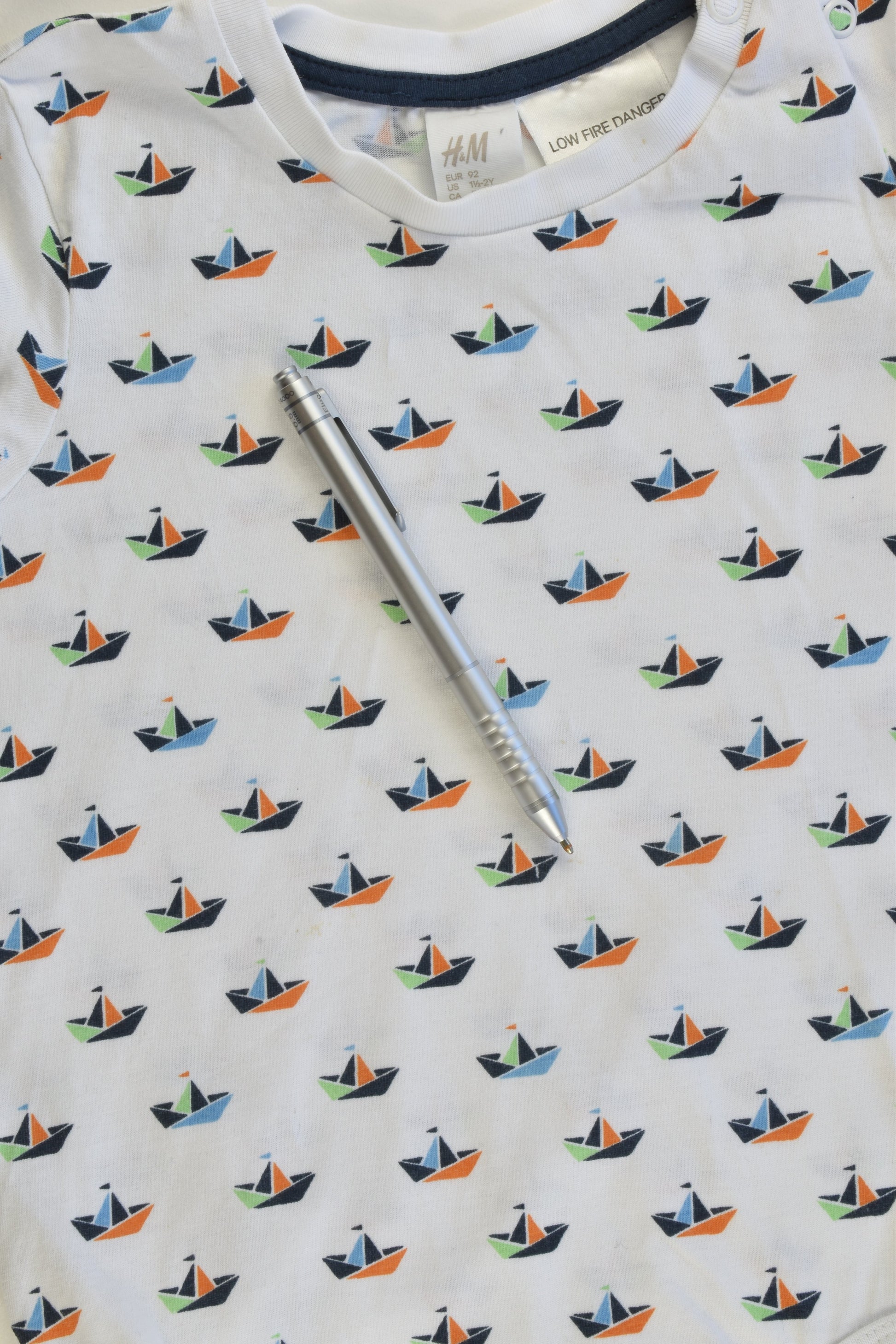 H&M Size 2 (92 cm) Sailboats Bodysuit