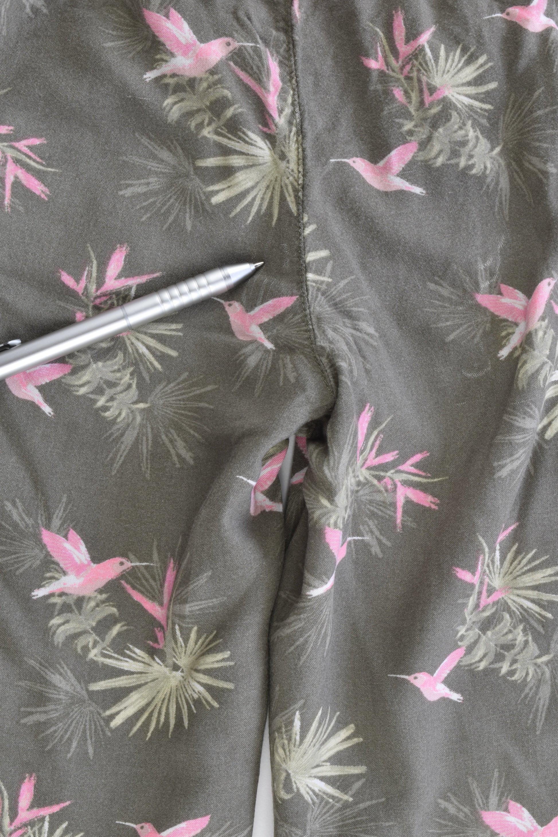 H&M Size 4-5 Lightweight Pants