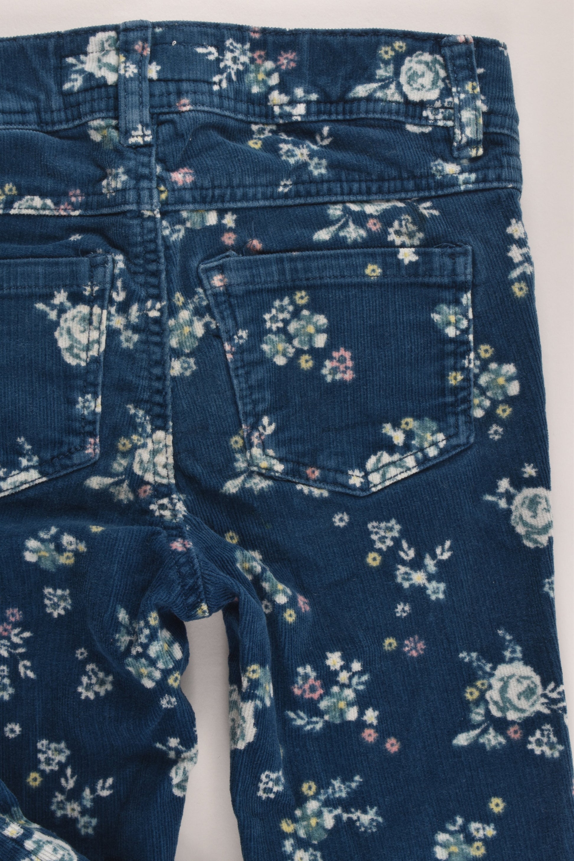 H&M Size 5 (110 cm) Stretchy Skinny Floral Cord Pants