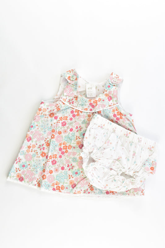 H&M Size 62 cm (2-4 months) Dress and Bloomers