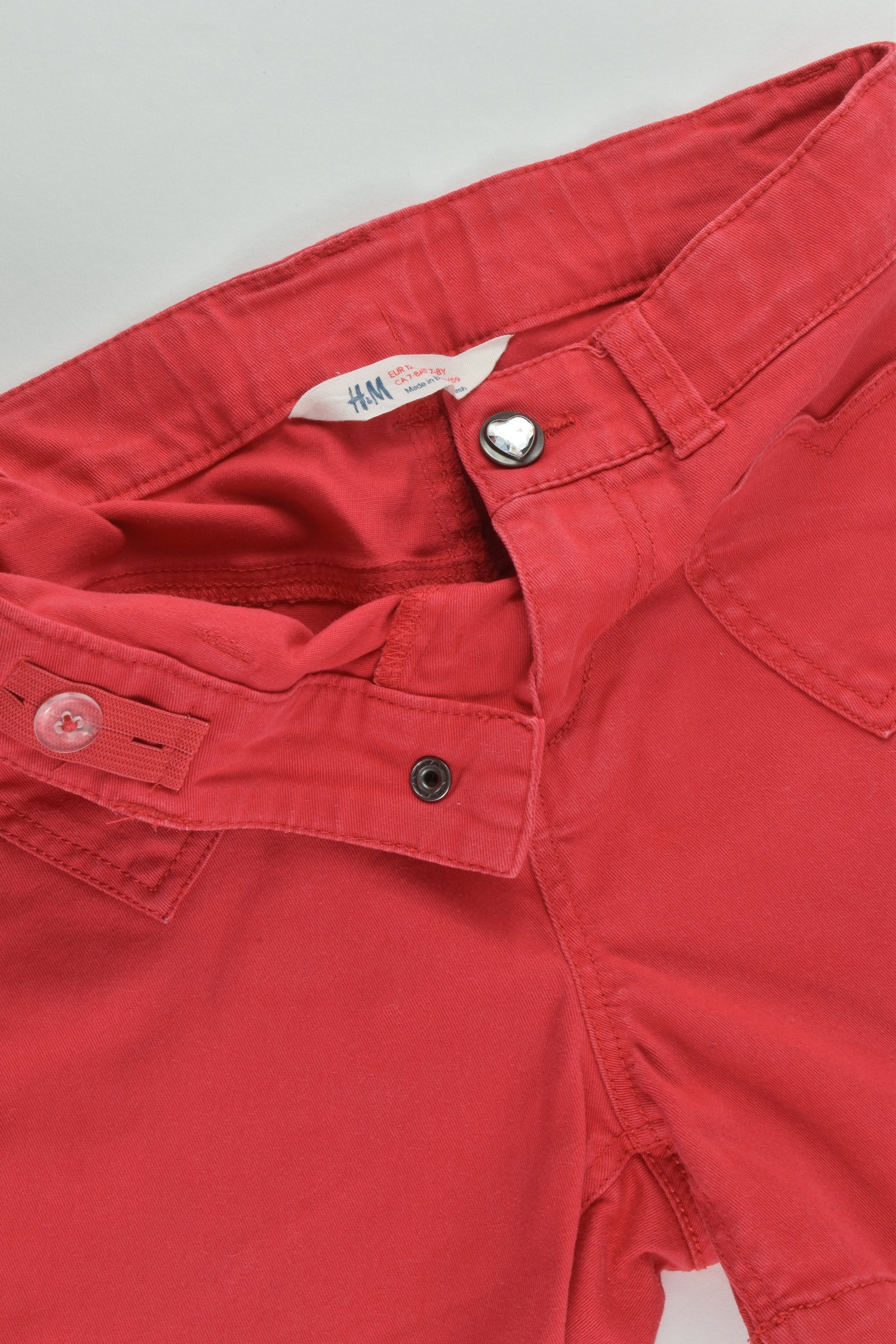 H&M Size 7-8 (128 cm) Stretchy Shorts with Love Hearts Pockets