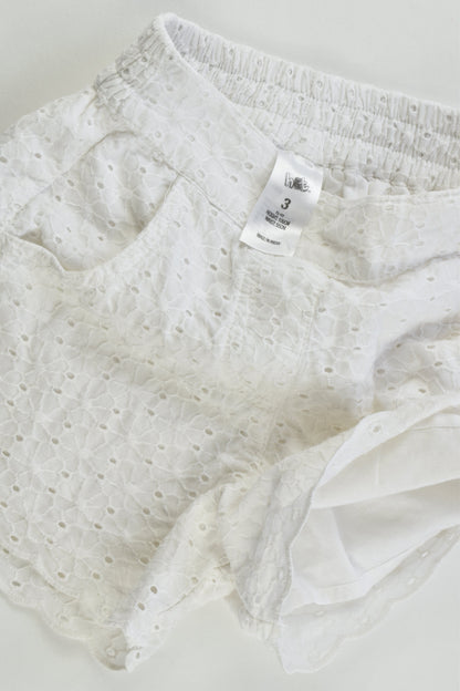 H&T Size 3 Lined Lace Shorts