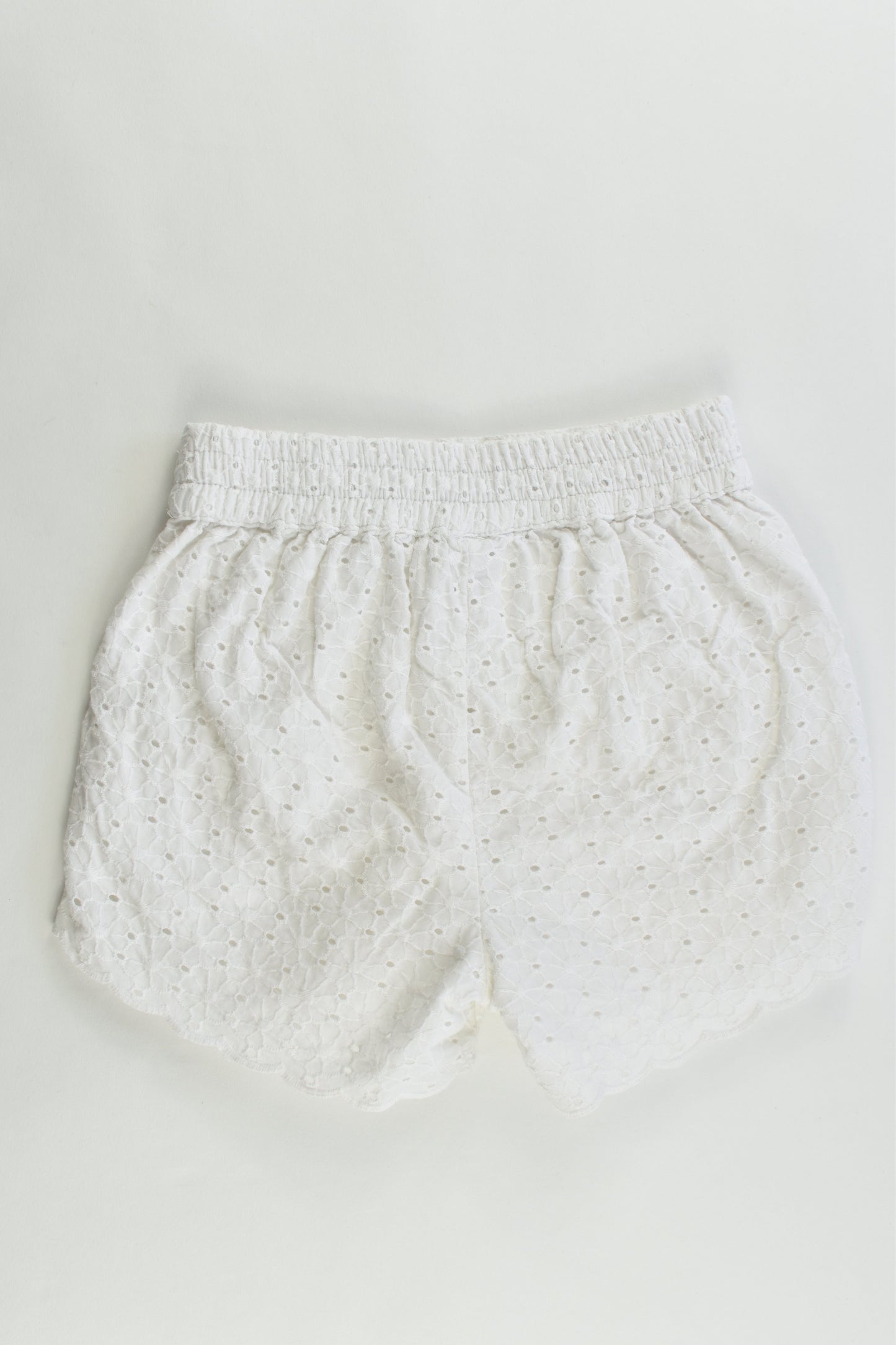 H&T Size 3 Lined Lace Shorts