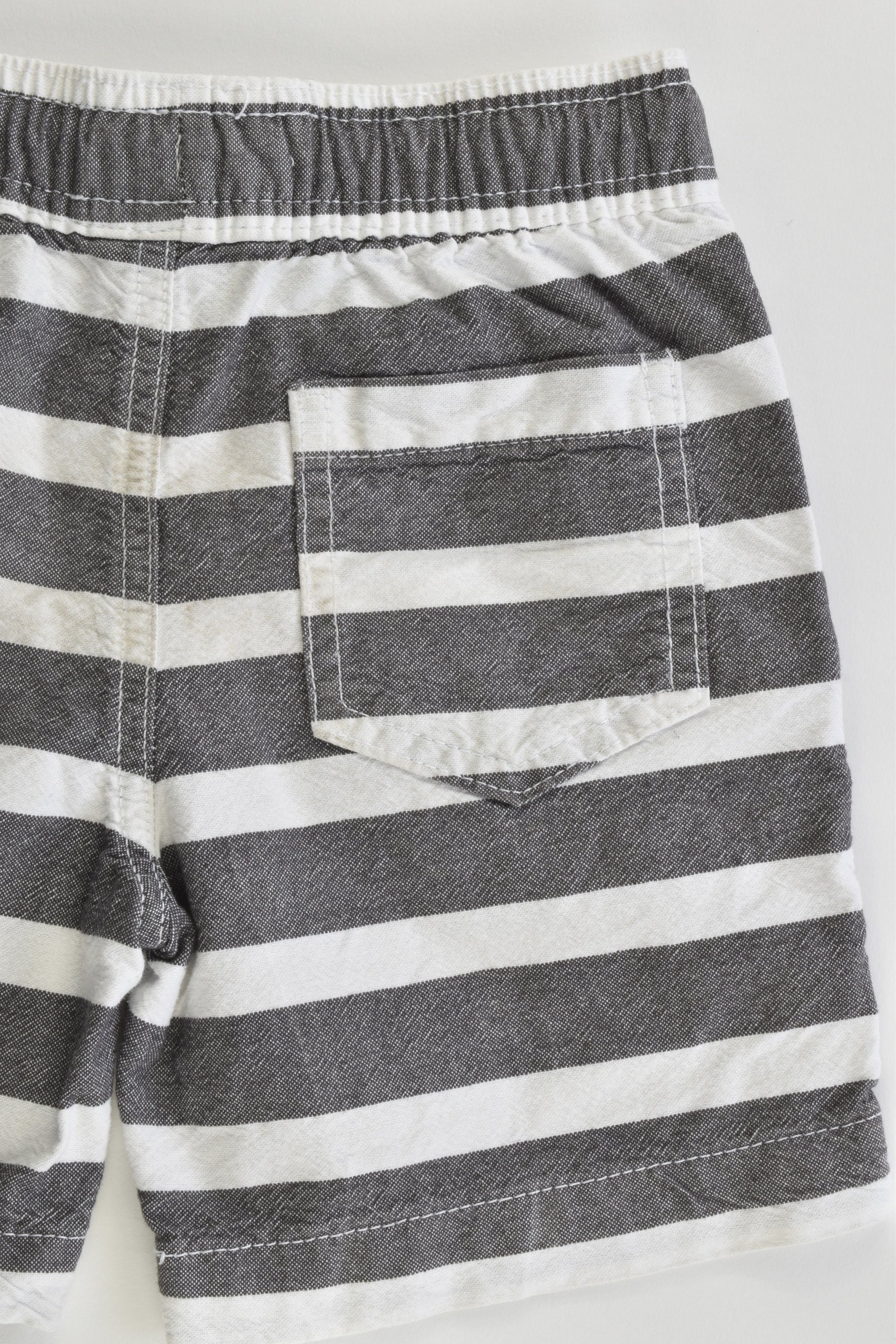 H&T Size 4 Striped Shorts