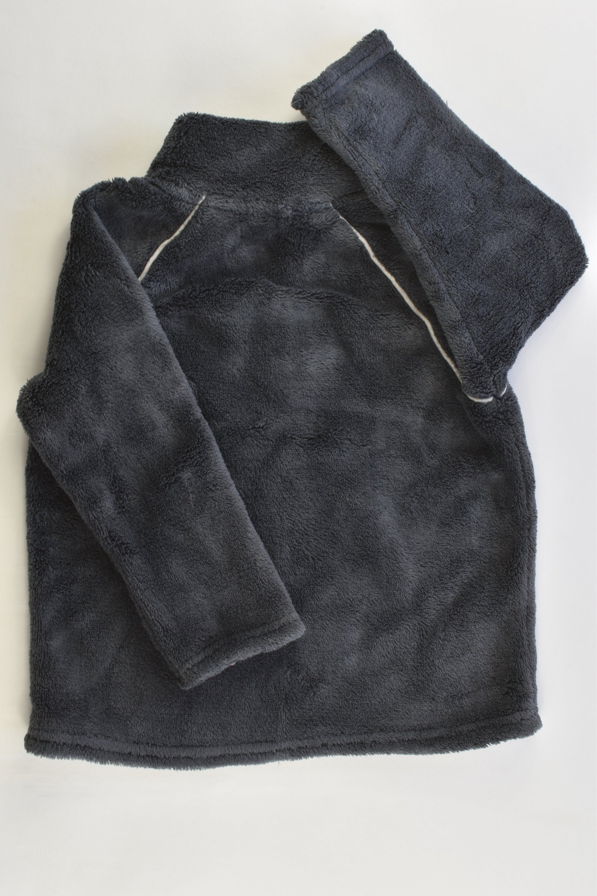 IKKS Size 18 months (0-1) Fluffy Jumper