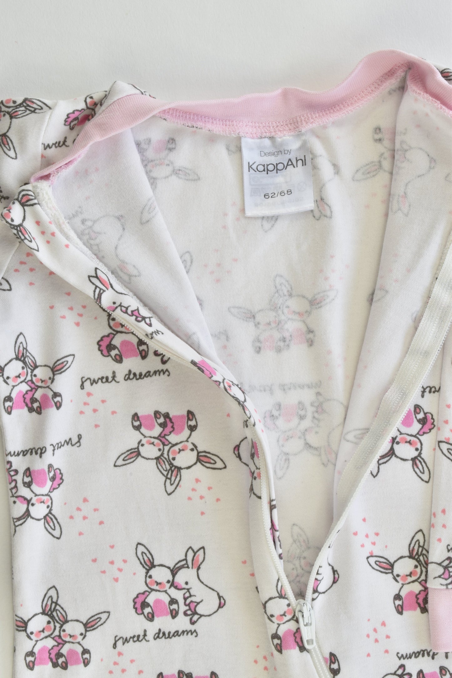 KappAhl (Sweden) Size 62/68 cm (00) "Sweet Dreams" Romper