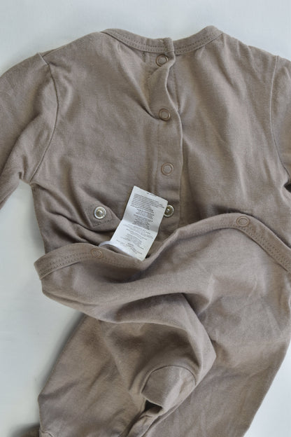Kiabi (France) Size 1 month (000) "Maman Tu M'Aimes?" Footed Romper
