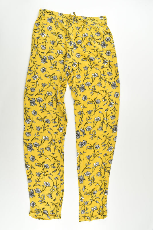 Kiabi (France) Size 12 (146-152 cm) Lightweight Floral Pants