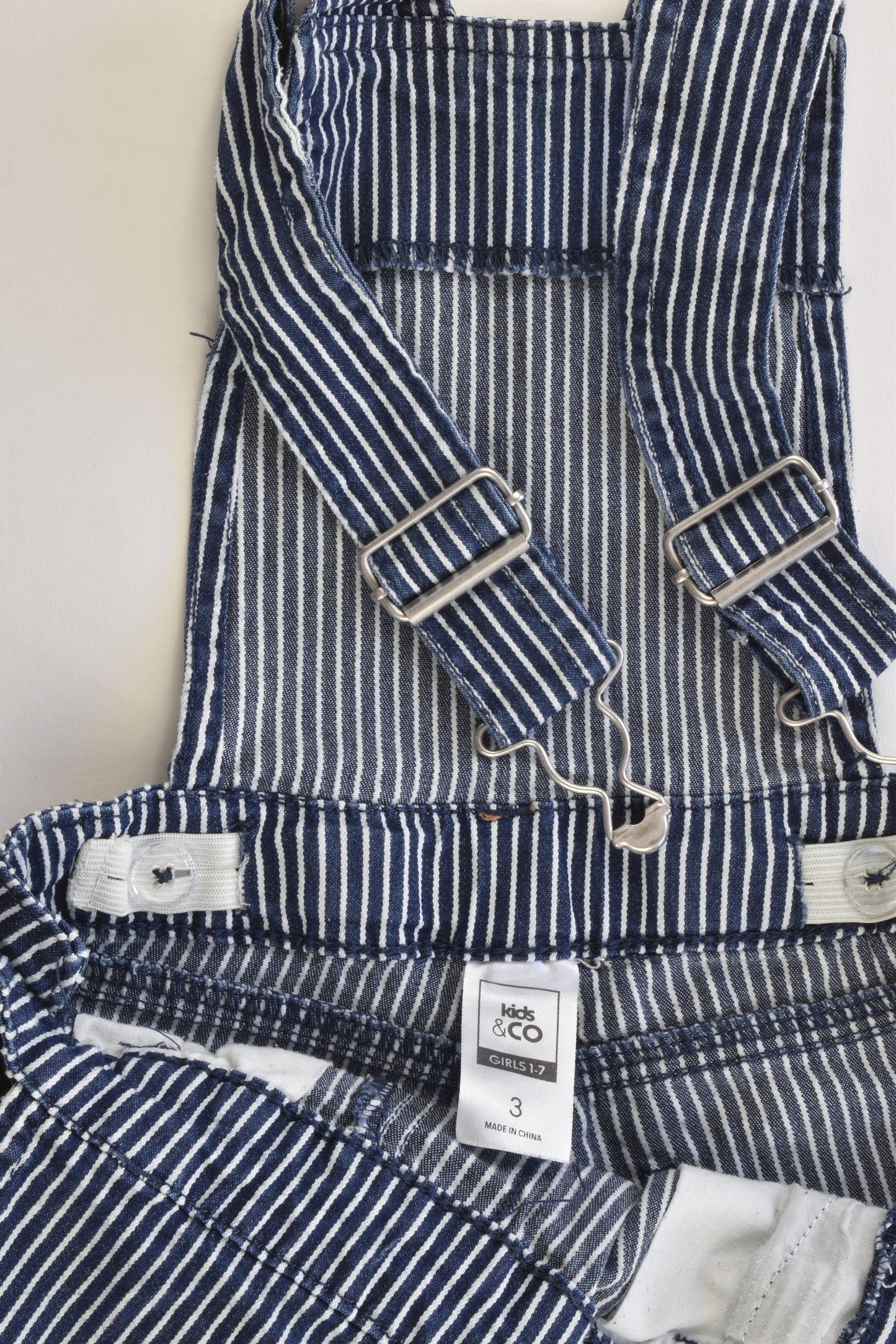 Kids & Co Size 3 Striped Stretchy Short Overalls