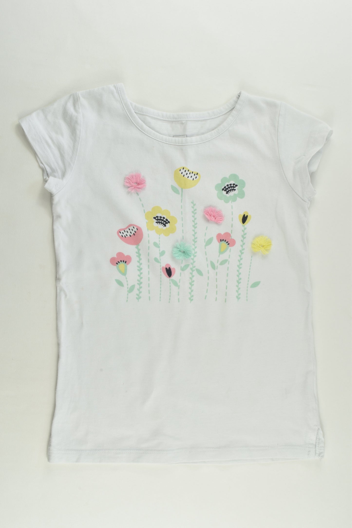 Kids & Co Size 7 Floral T-shirt