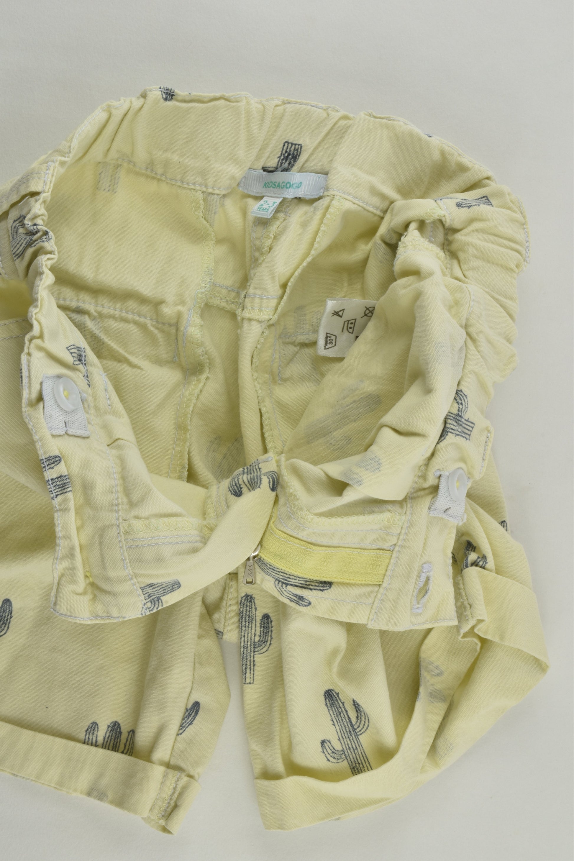 Kidsagogo Size 2-3 Cactus Shorts