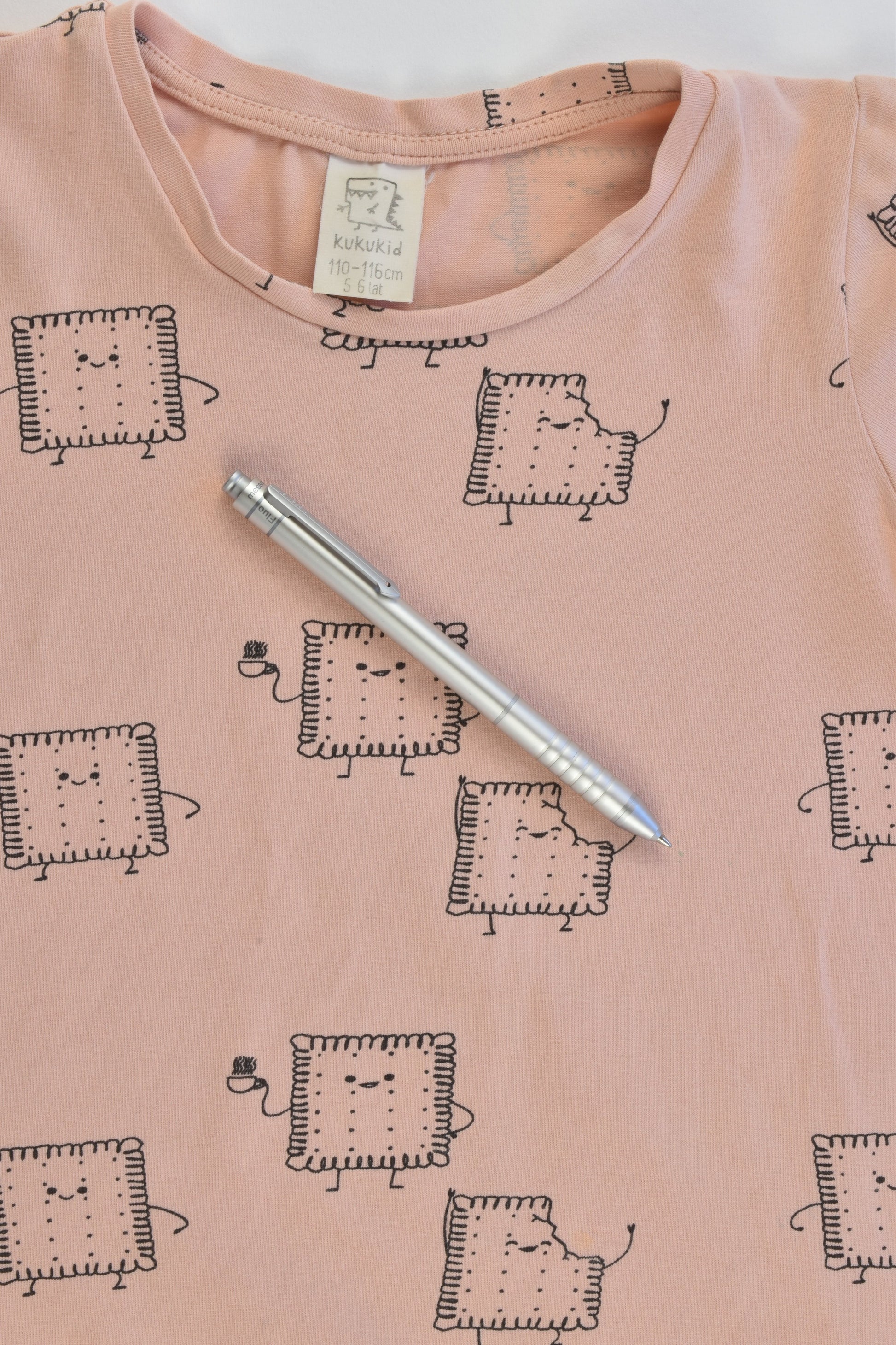Kukukid Size 5-6 (110-116 cm) T-shirt