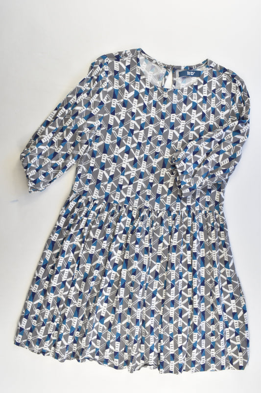 L&D Size 8 Viscose Dress