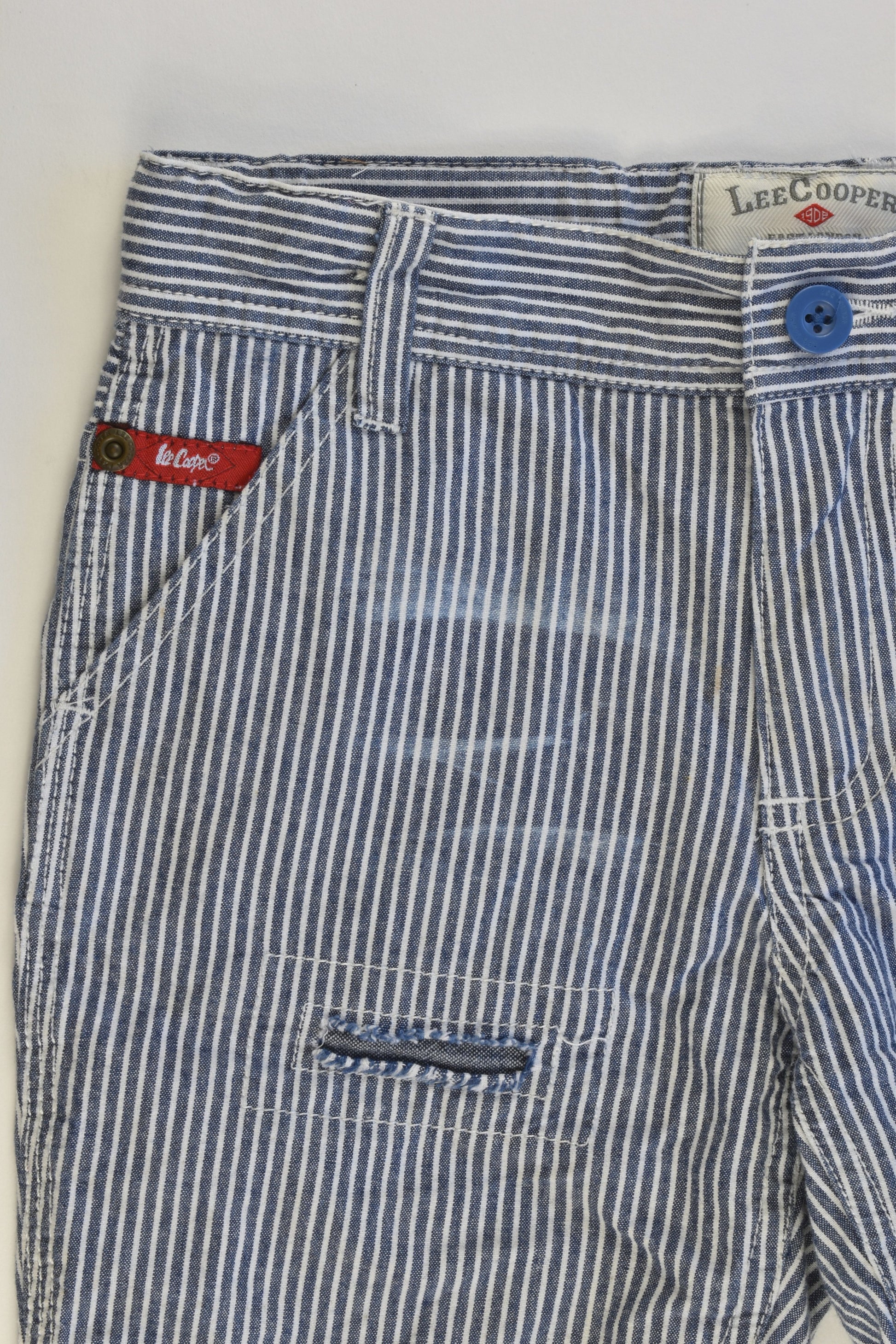 Lee Cooper Size 5 Shorts