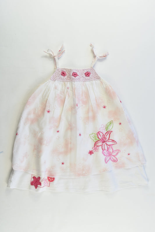 Lillies Size 1 Lined Dress with Flower and Lace Details
