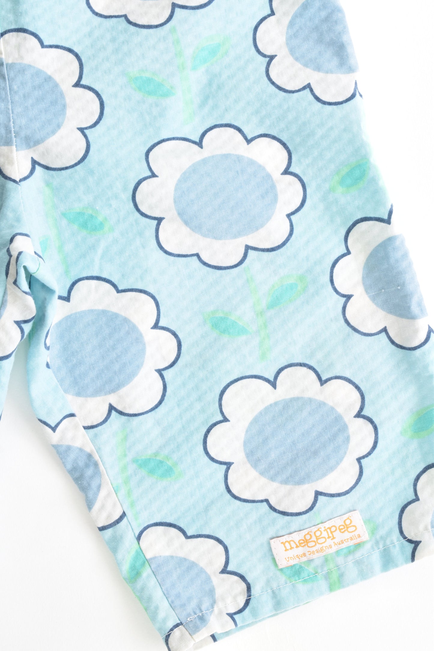 Meggipeg Australia Size approx 4-5 Shorts