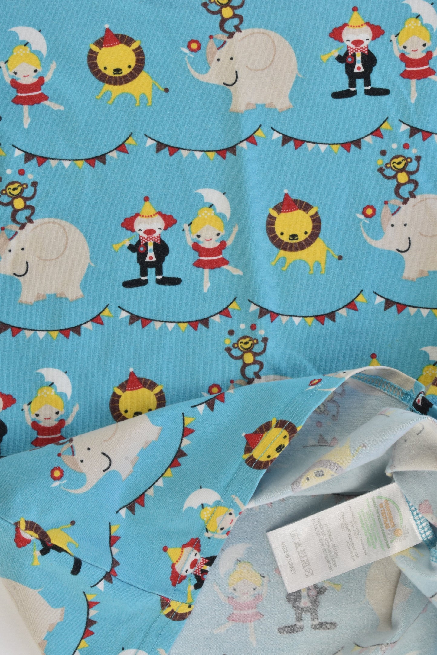 me&i Size 122/128 cm (7-8) Circus T-shirt