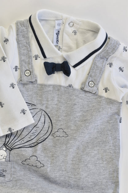 Mignolo (Italy) Size 000 (3 months, 62 cm) "Pronto Ad Esplorare Il Mondo" Footed Romper with Bow