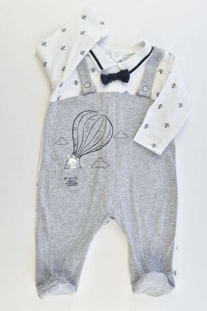 Mignolo (Italy) Size 000 (3 months, 62 cm) "Pronto Ad Esplorare Il Mondo" Footed Romper with Bow