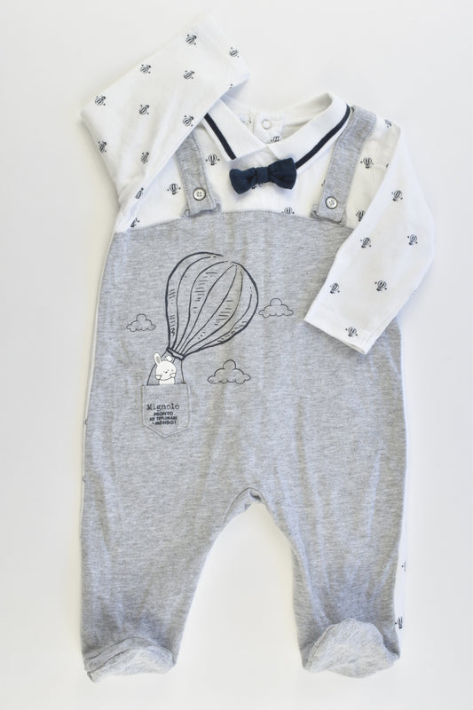 Mignolo (Italy) Size 000 (3 months, 62 cm) "Pronto Ad Esplorare Il Mondo" Footed Romper with Bow