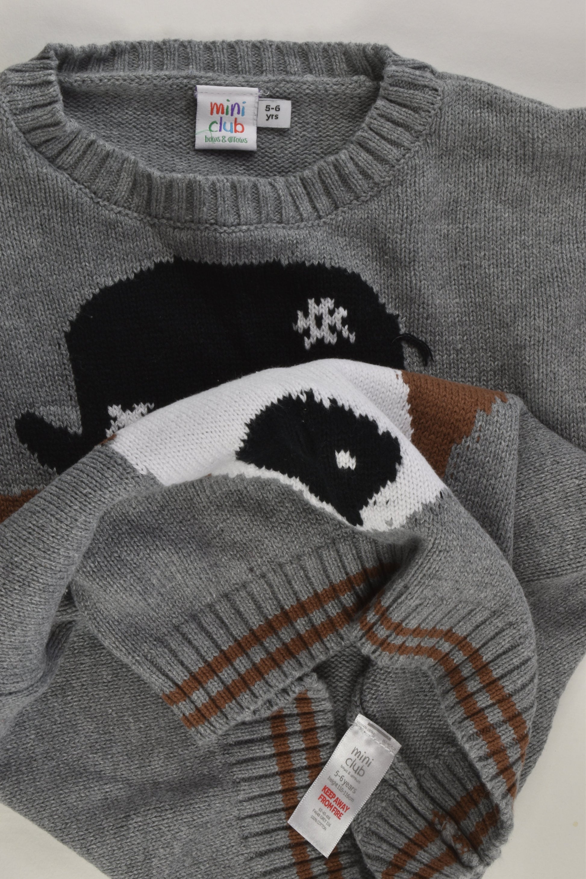 Mini Club Size 5-6 Knitted Dog Jumper