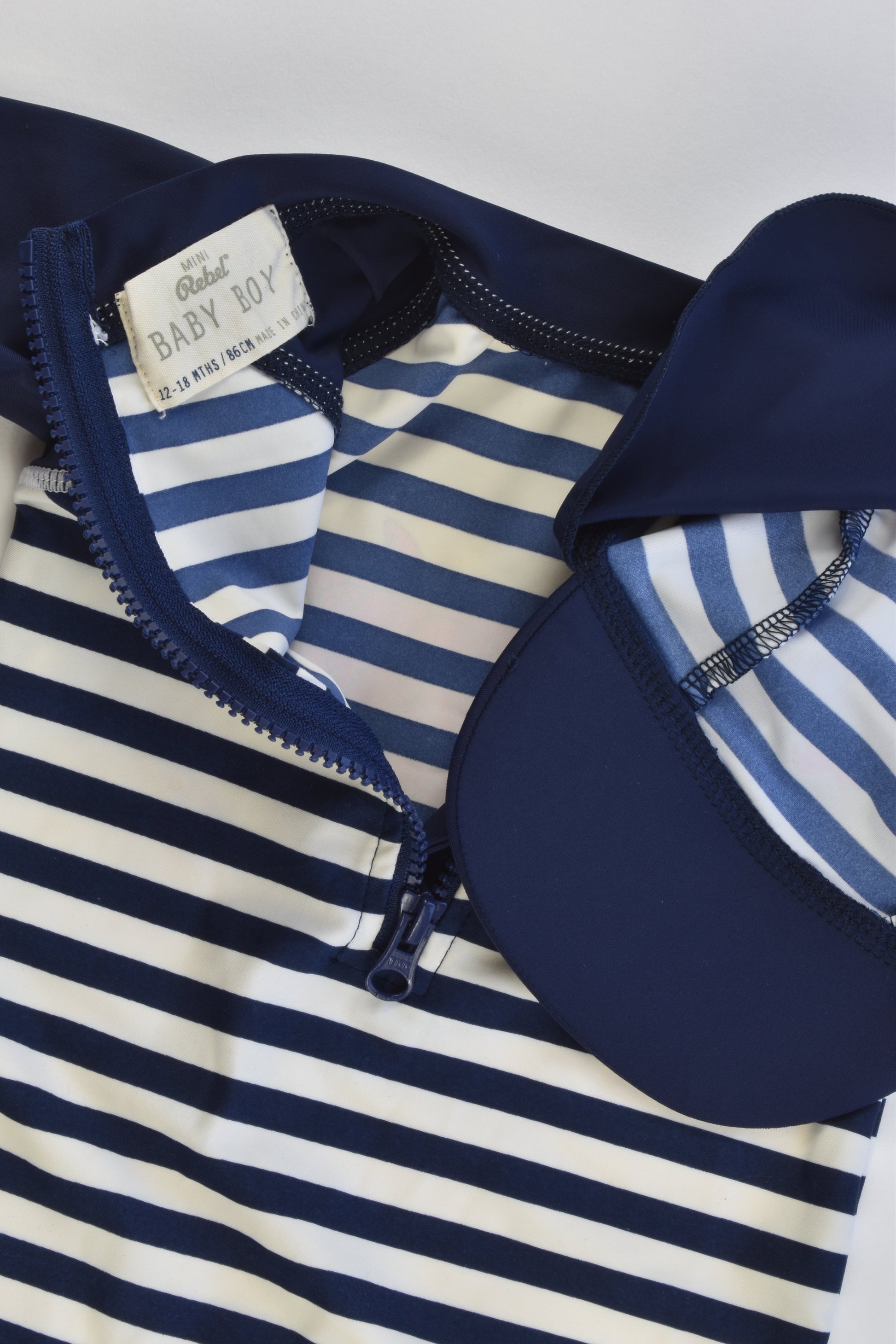 Mini Rebel Size 1 (12-18 months, 86 cm) Striped Turtle Rashie Suit and Hat