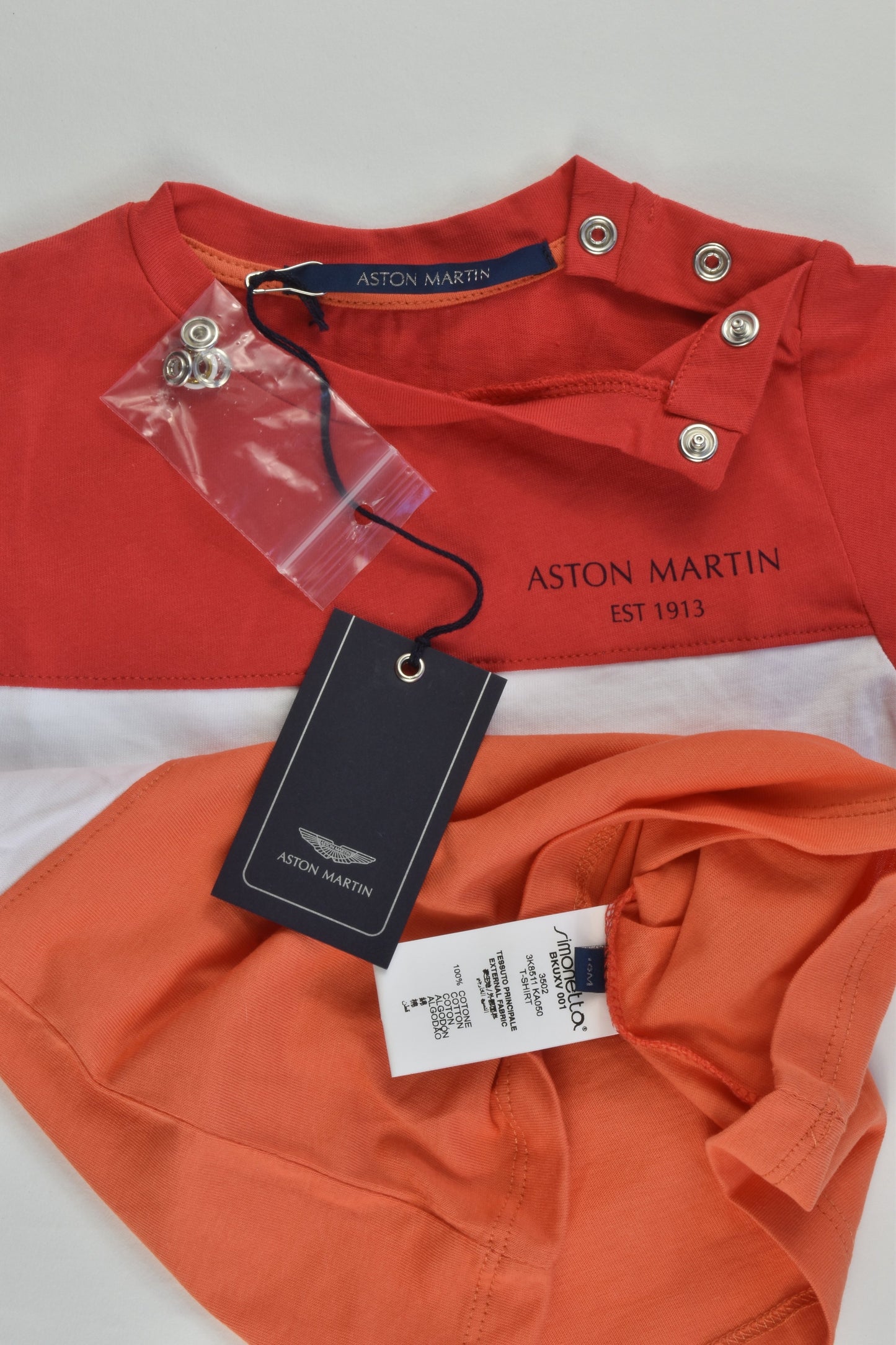 NEW Aston Martin Size 1 T-shirt