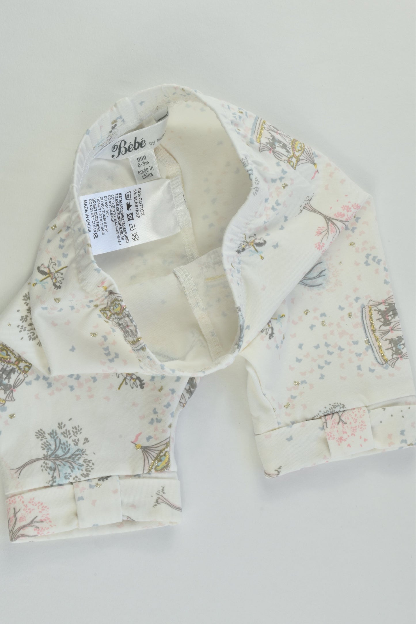 NEW Bébé by Minihaha Size 000 (0-3 months) Merry-Go-Round Shorts