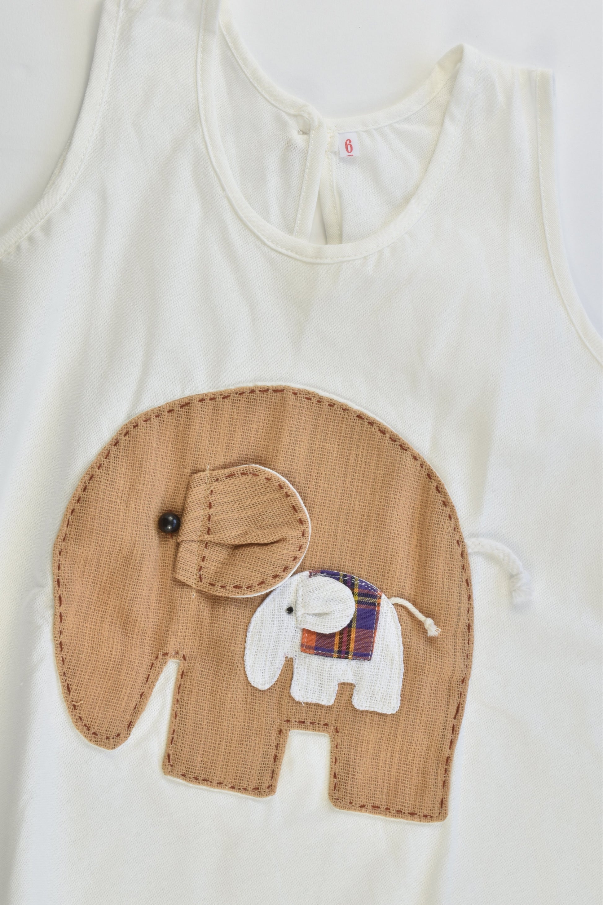 NEW Brand Unknown Size 6 Elephant Outfit