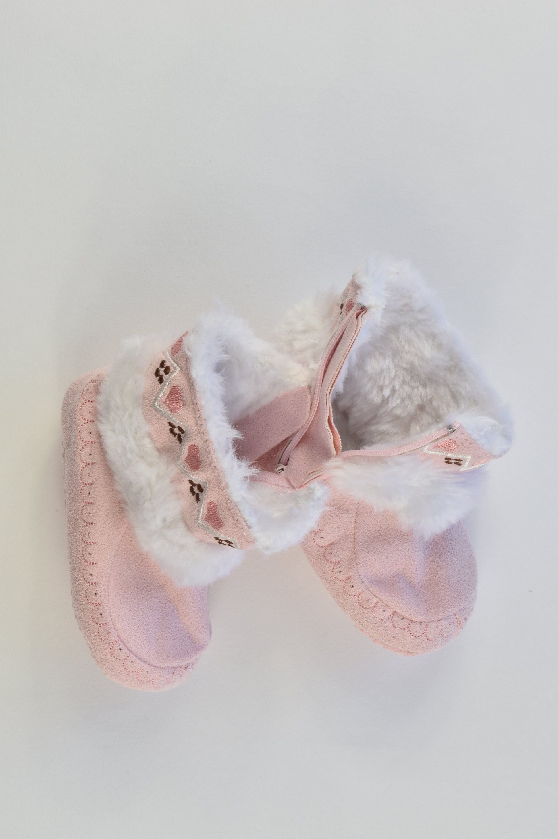 NEW Brand Unknown Size approx 6-9 months Warm Soft Baby Boots
