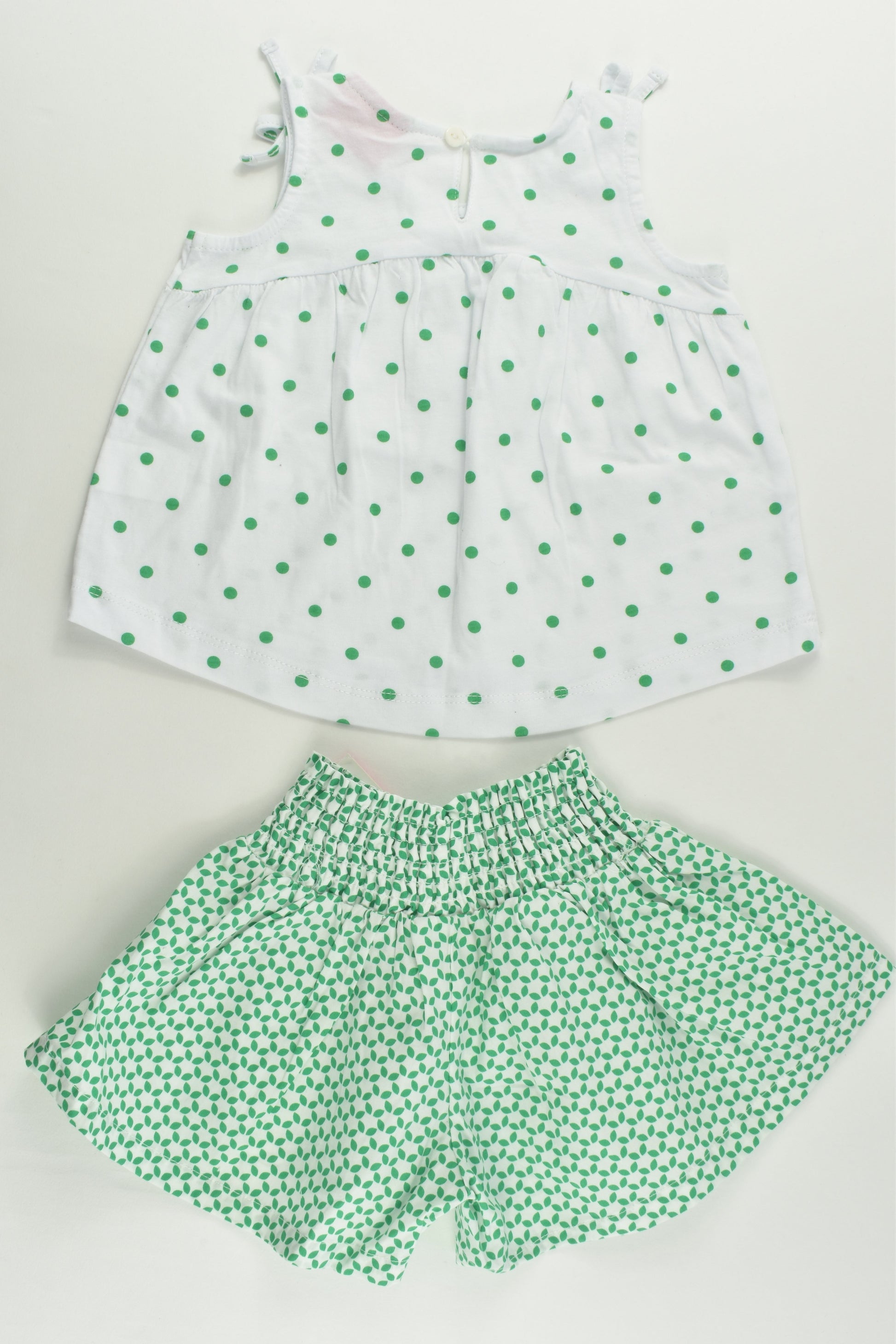 NEW Cinnamon Girl Size 00 Greed Spots Top and Shots