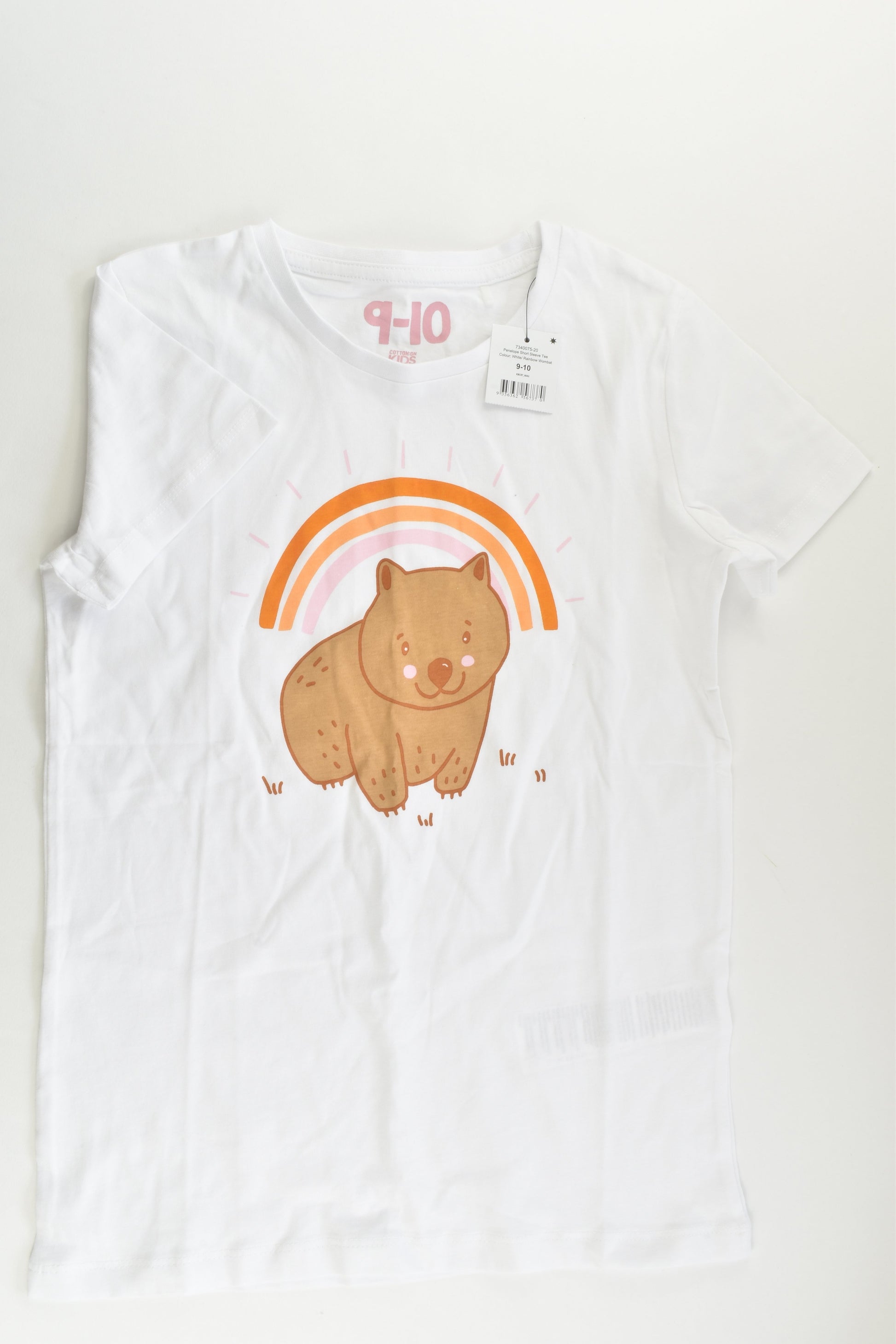 NEW Cotton On Kids Size 9-10 Wombat and Rainbow T-shirt