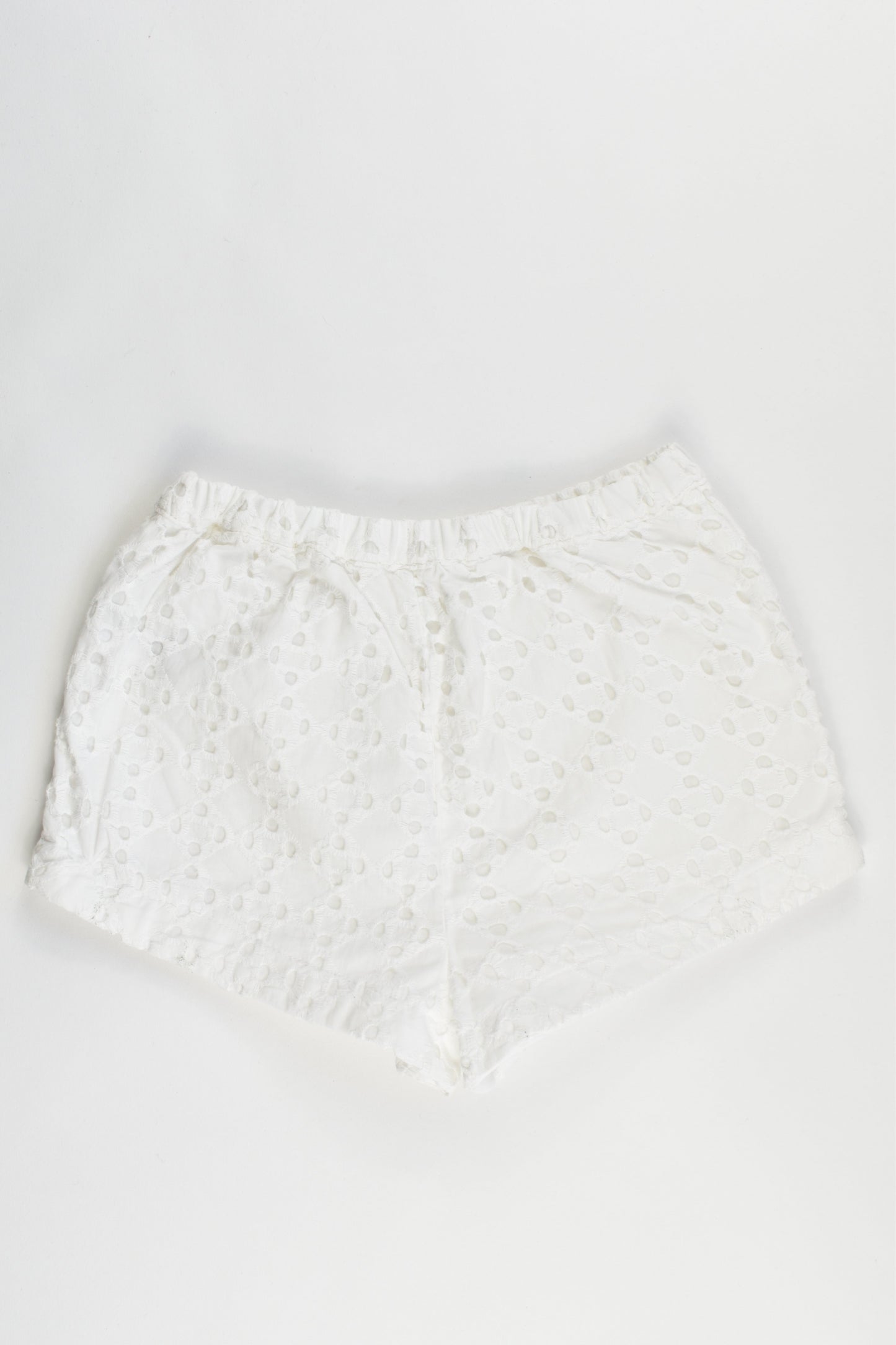 NEW Dymples Size 2 Lace Shorts