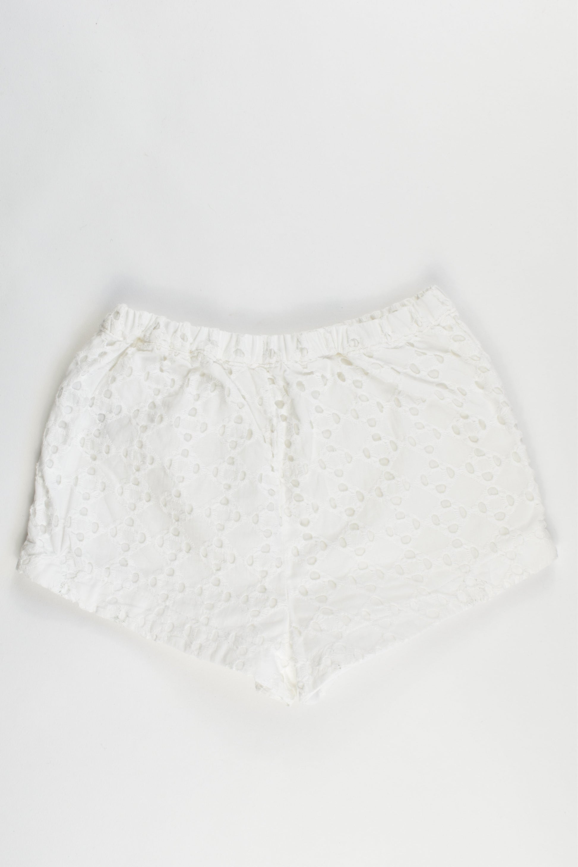NEW Dymples Size 2 Lace Shorts