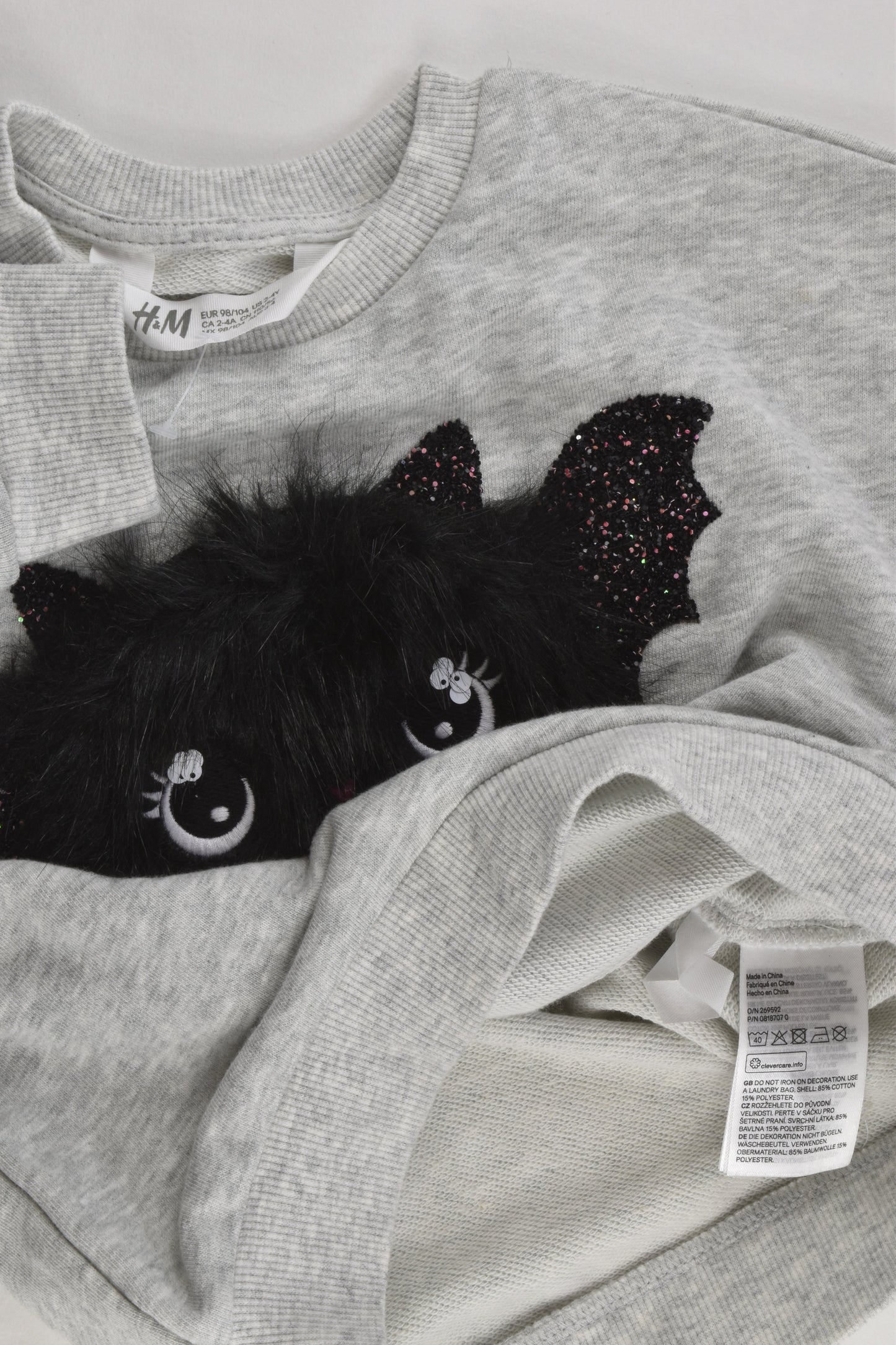 NEW H&M Size 3-4 Fluffy Bat Sweater