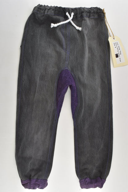 NEW Low Slung Yung Size 8 Stretchy Denim Pants
