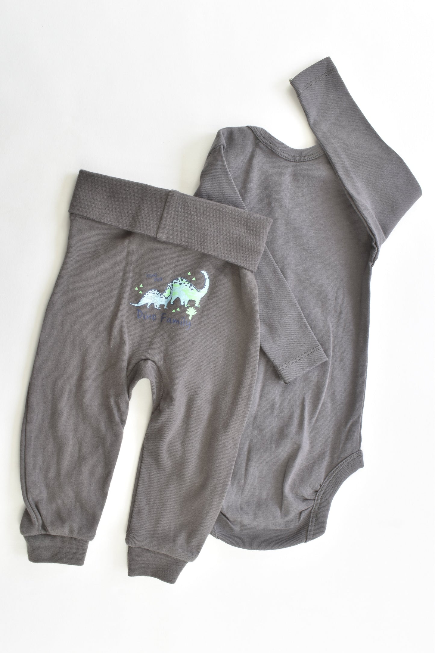 NEW Lupilu (Germany) Size 62/68 (2-4 months) Dinosaur Set