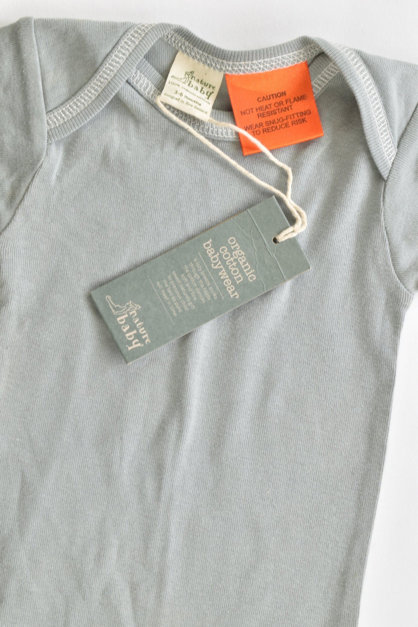 NEW Nature Baby (New Zeland) Size 3-6 months Organic Bodysuit