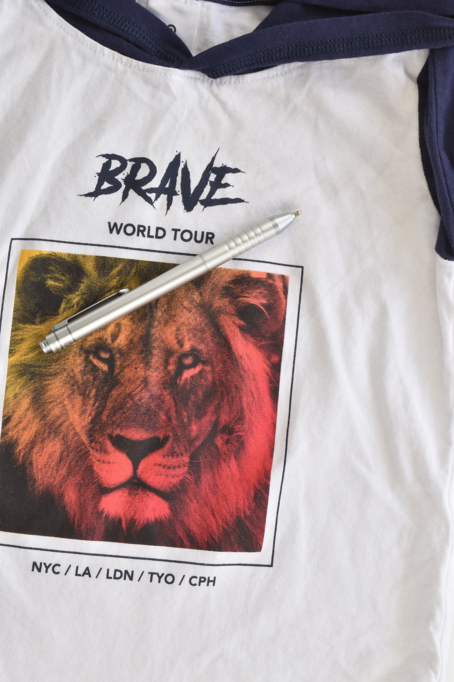 NEW Target Size 3 "Brave World Tour" Hooded Lion Top