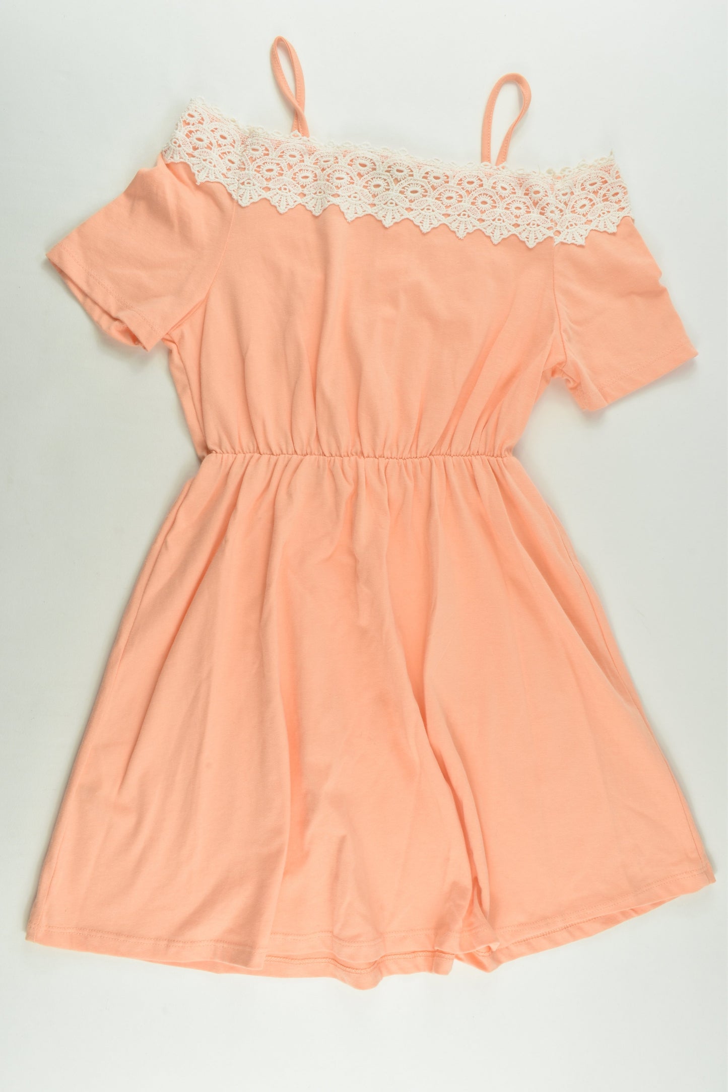 NEW Tilii Size 8 Dress with Lace Detail