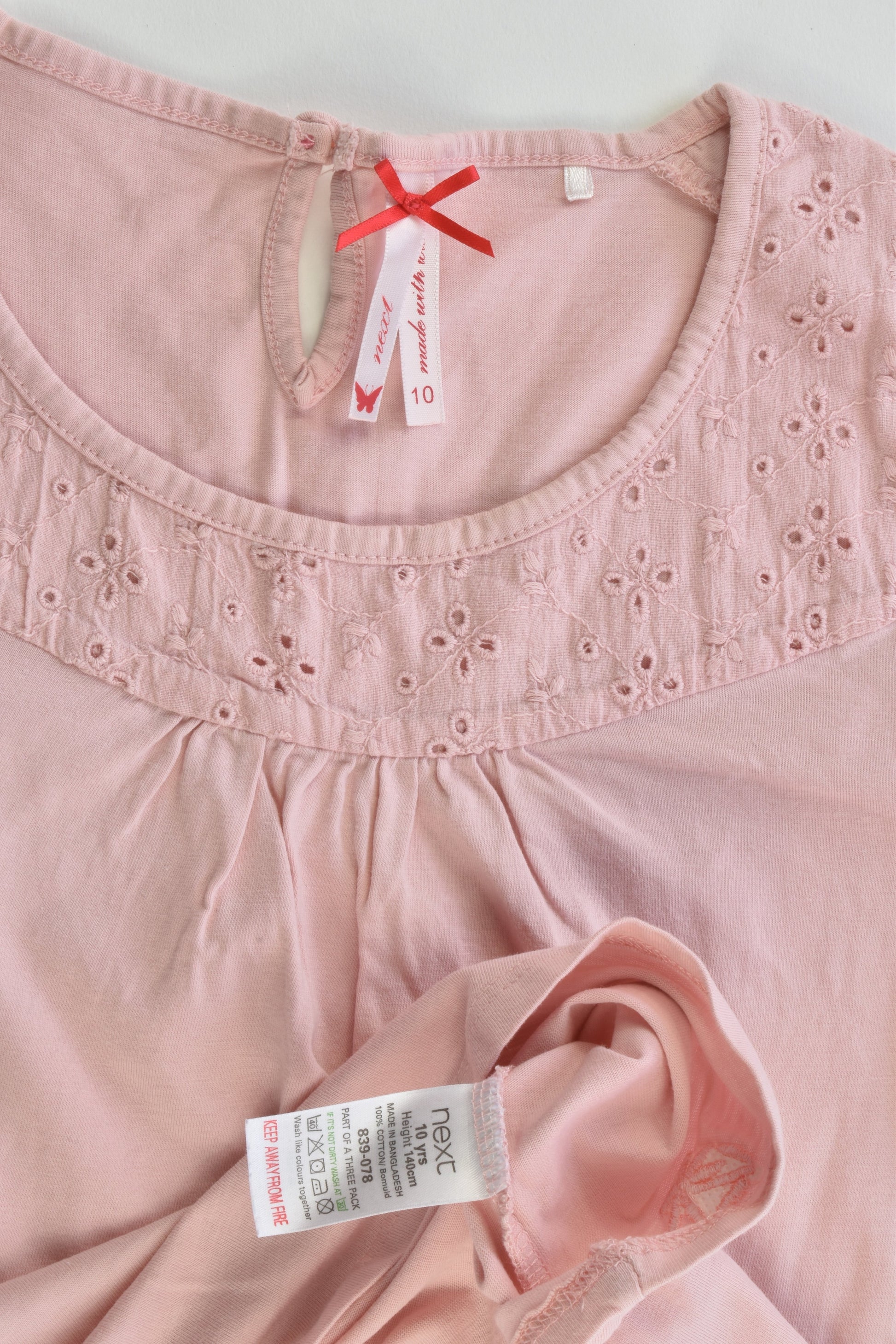 Next Size 10 (140 cm) T-shirt with Lace Details